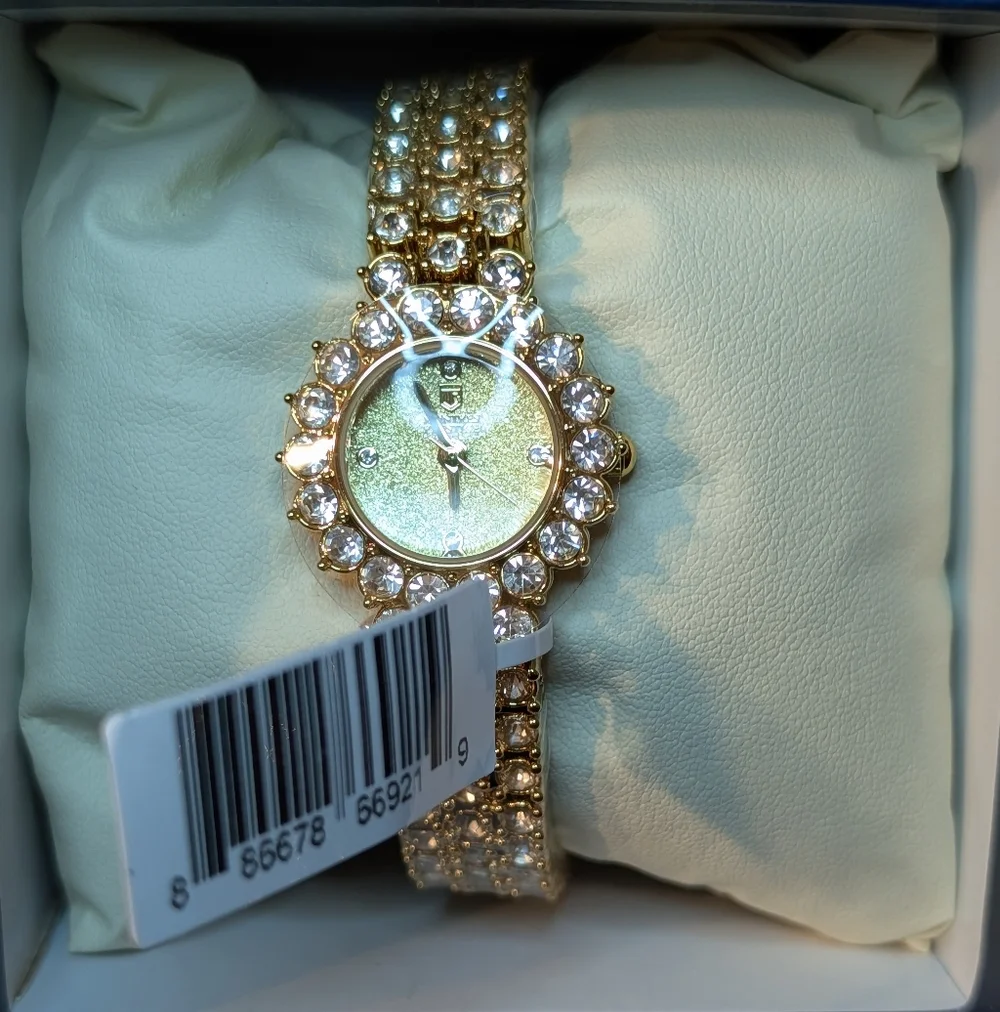 Montres Prestige Gold Watch NWT